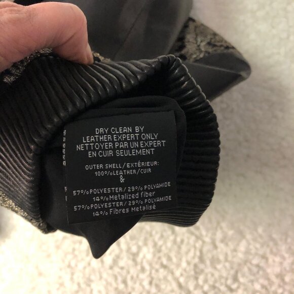 Gorgeous Lamarque one-of-a-kind moto jacket! Leather and Gold! Size S, small - Picture 6 of 6